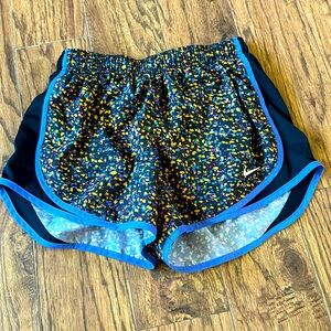 Women’s Nike gym shorts athletic yoga sports size small adjustable basketball